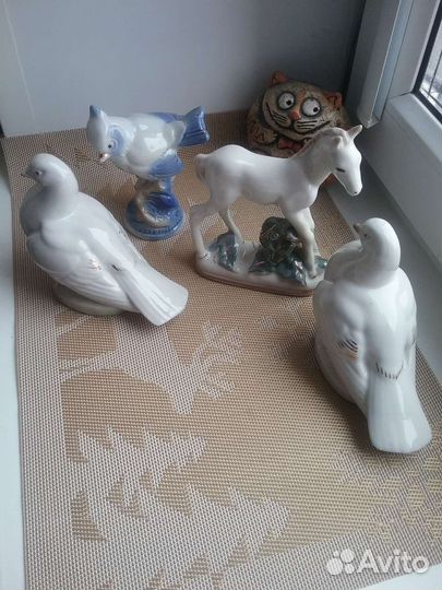 Голубь гжель статуэтка