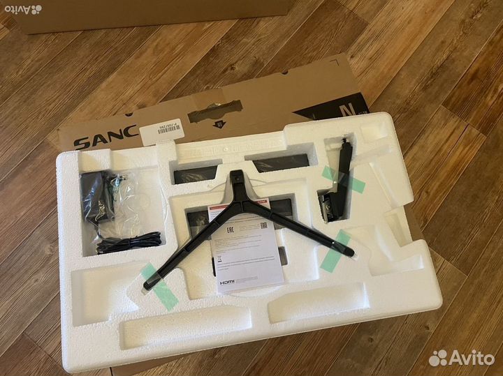 Монитор Sanc M2253