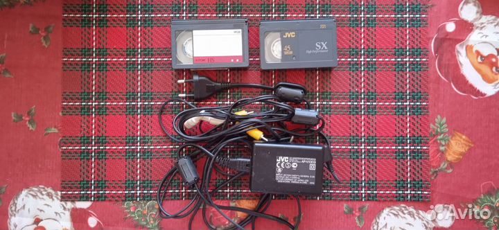 Видеокамера JVC GR-SXM47E