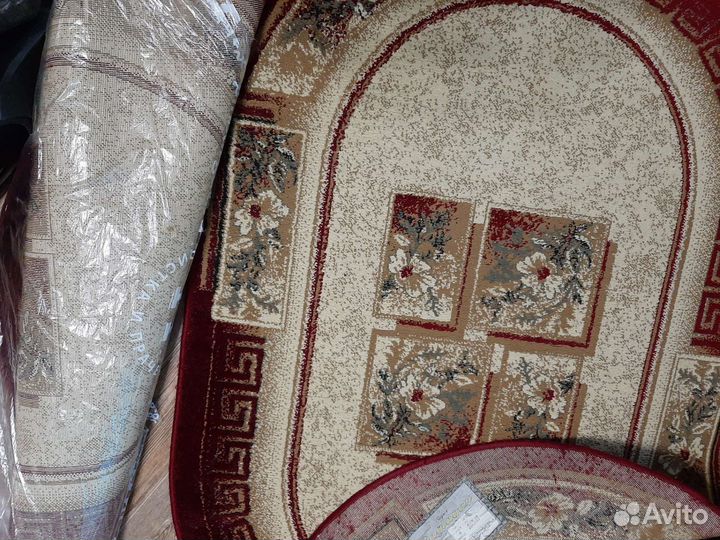 Ковер шерстяной