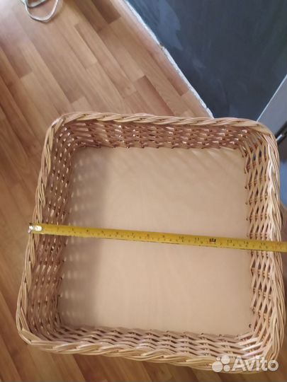 Лоток плетёный из лозы