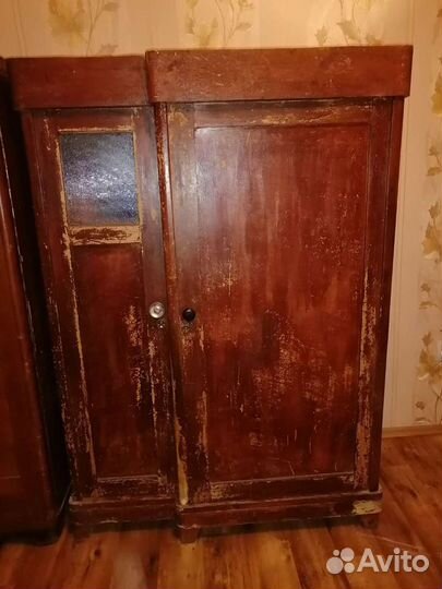 Антиквариатные шифонеры