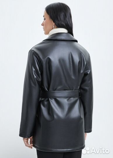 Куртка женская Zarina 44