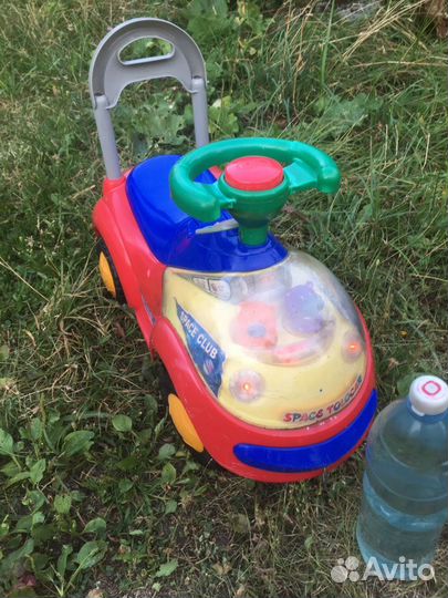 Детская машинка ходунок