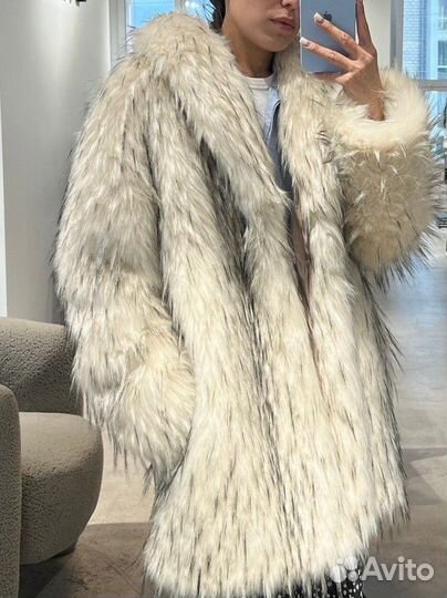 Шуба из эко меха
