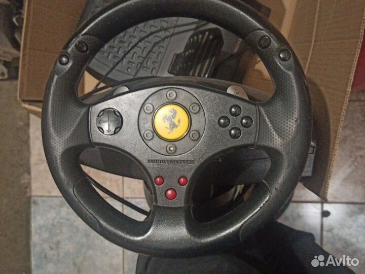 Игровой руль thrustmaster ferrari