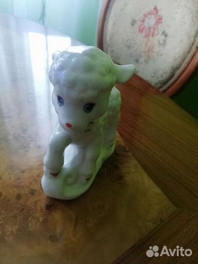 Фарфоровые статуэтки