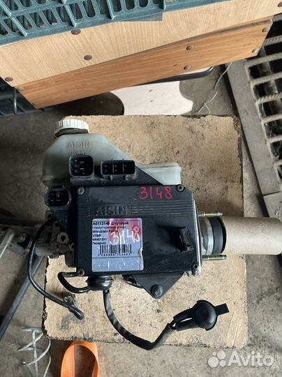 Главный тормозной цилиндр Паджеро 3