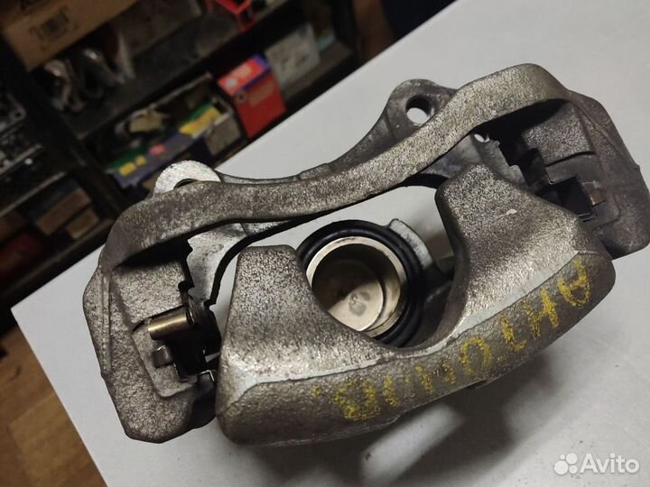 Mitsubishi fuso canter суппорт