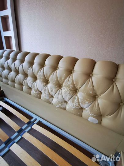 Кровать двухспальная с матрасом 180 200