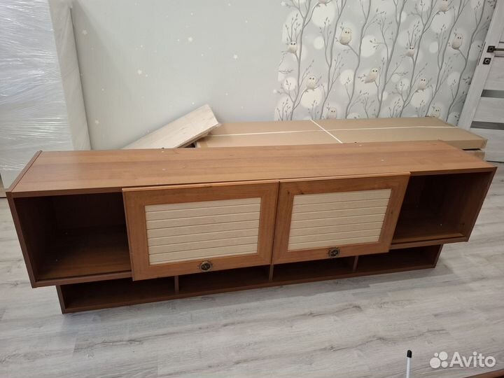 Шкаф навесной