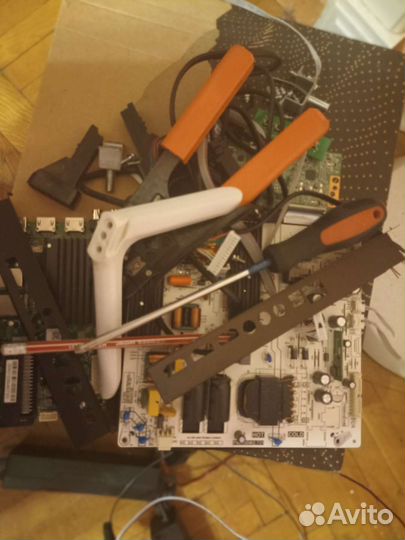 Запчасти от телевизора