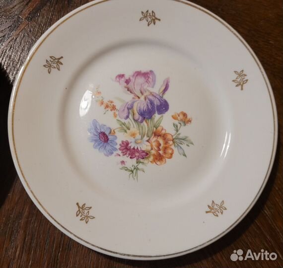 Тарелки десертные Пролетарий