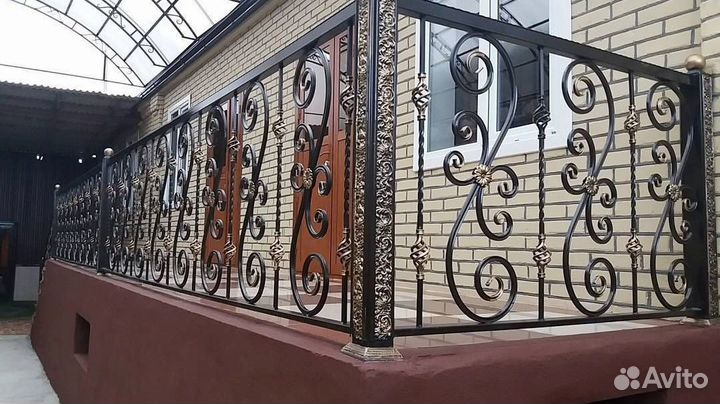 Кованные перила в рассрочку