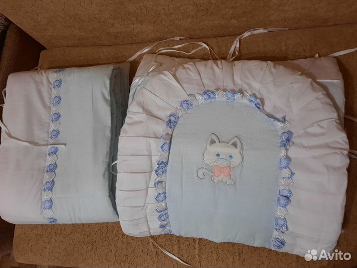 Комплект в детскую кроватку + комплект на выписку