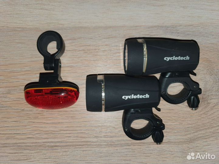 Велосипедные фонари (передний, задний) Cyclotech
