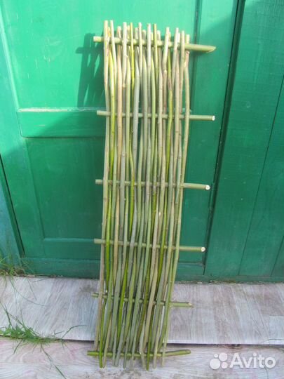 Декоративный заборчик из лозы