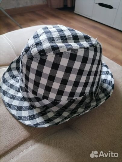 Головные уборы женские