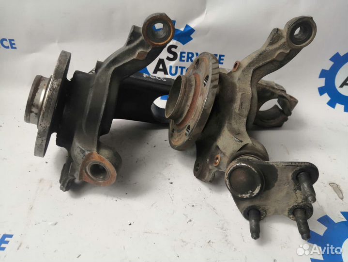 Volkswagen Polo 10- Цапфа левая передняя 0091