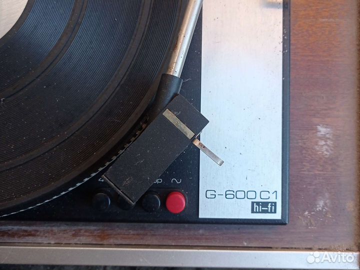 Проигрыватель винила вега 106