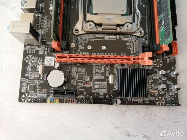 Комплект xeon E5-2660v3 + Atermiter X99 + 16gb