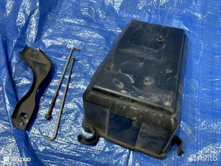 Крепление аккумулятора на honda accord CL7 K20A