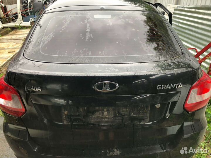 Крышка багажника с дефектом granta