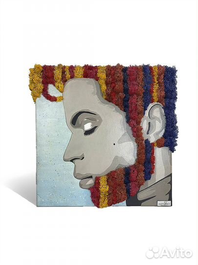 Картина поп-арт с декором из мха и цветов