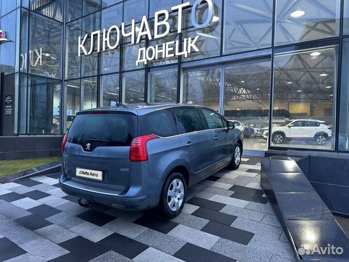 Peugeot 5008 1.6 МТ, 2011, 285 000 км