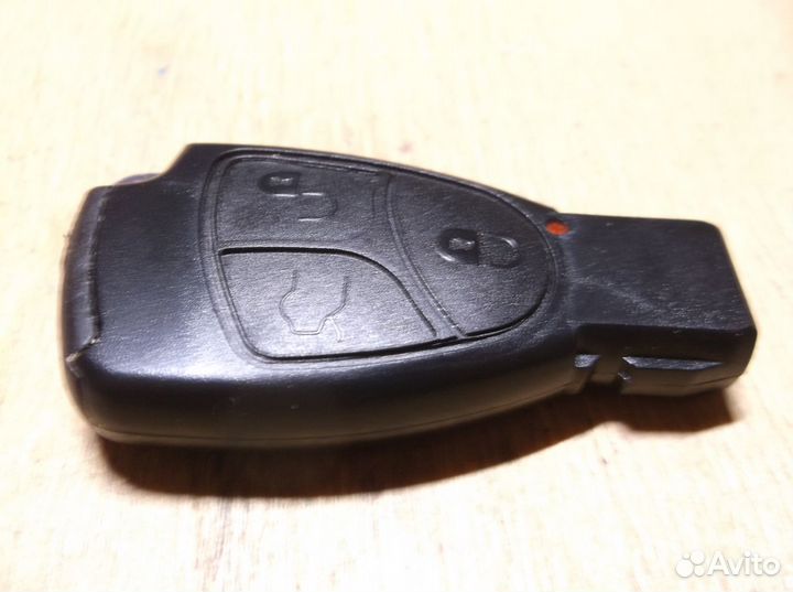 233.221.011G Mercedes remote key smart key