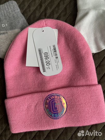Шапка новая