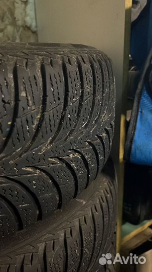 Литые диски с шинами зима на Skoda Fabia