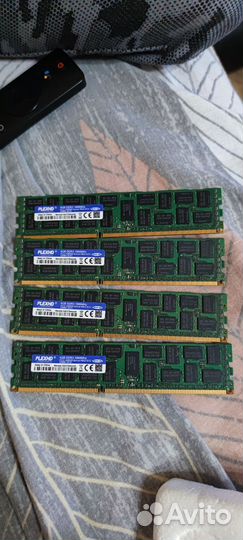 Huananzhi x79 + Intel Xeon e5-1650 + 4xDDR3 4GB