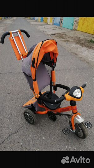 Детский велосипед трехколесный с ручкой