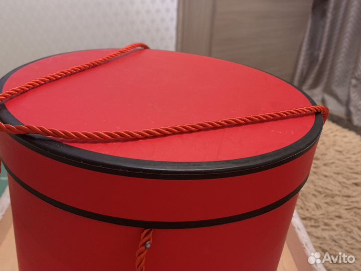 Подарочная упаковка, коробка