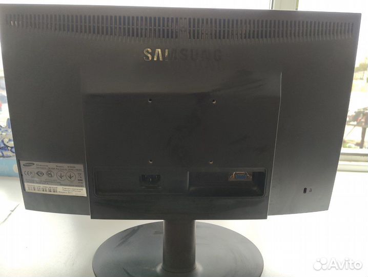 Мониторы Samsung и Daysis 3шт 18,5