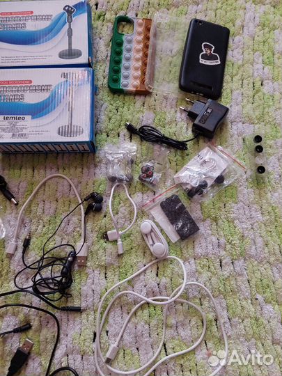 Аксессуары для мобильных устройств телефонов