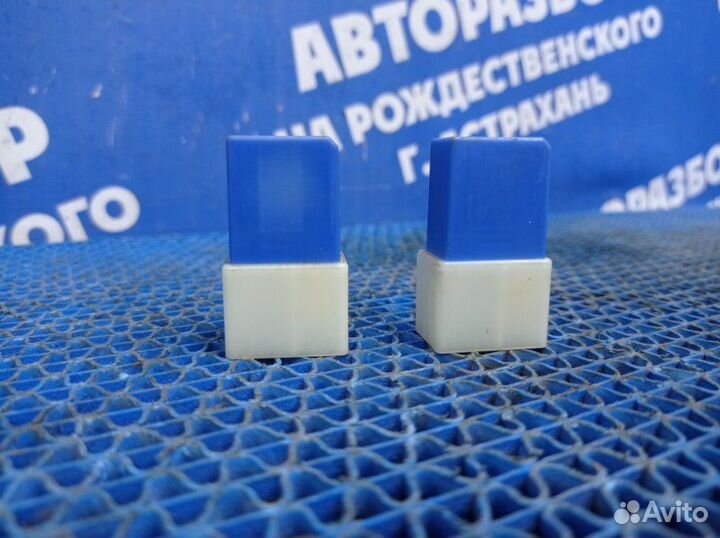 Реле Nissan Teana J32 седан 2009