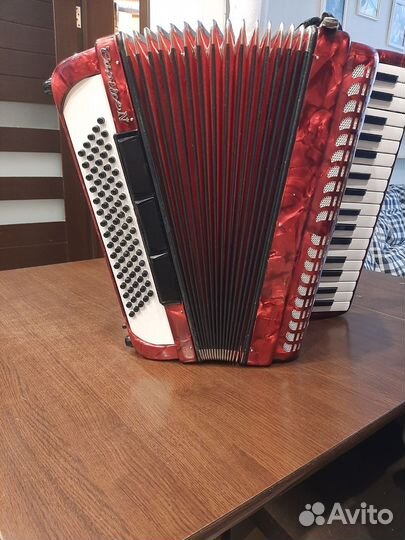 Аккордеон weltmeister caprice N