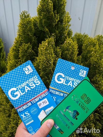 Защитные стекла