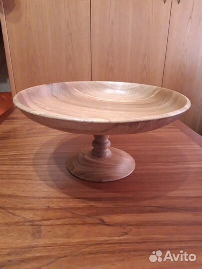 Вазы на ножке и 2-х этажные вазы из дерева ручной