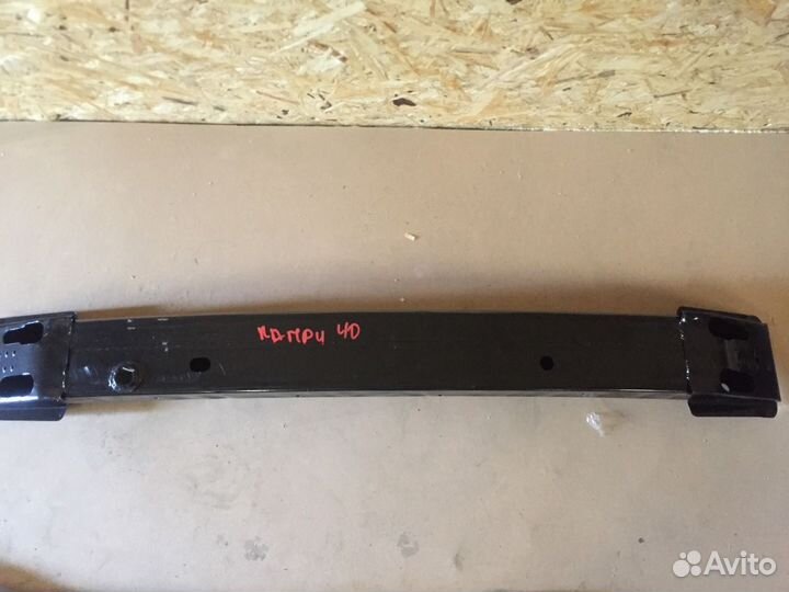 Усилитель переднего бампера Тойота камри V40 2007