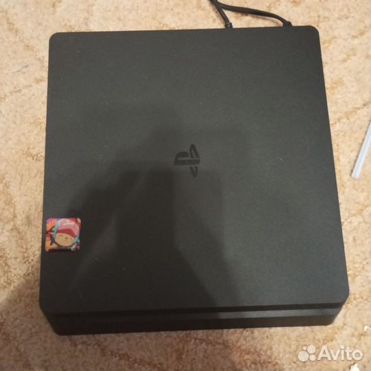 Игровая консоль ps4 slim