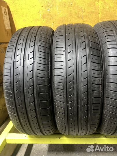 Yokohama Bluearth ES32 205/60 R16