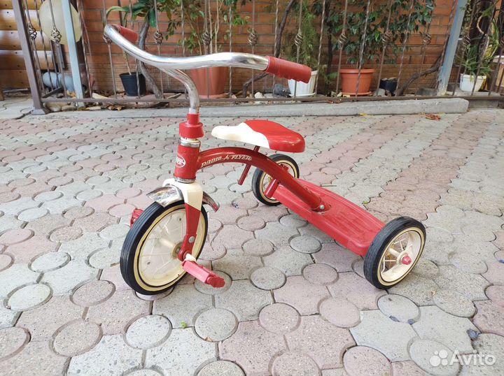 Трехколесный велосипед Radio Flyer