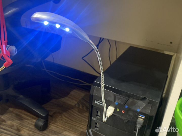 Компьютерная лампа