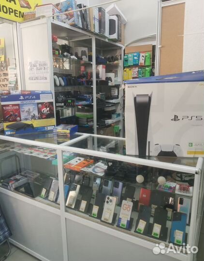 Приставка Sony PS4+80 игр