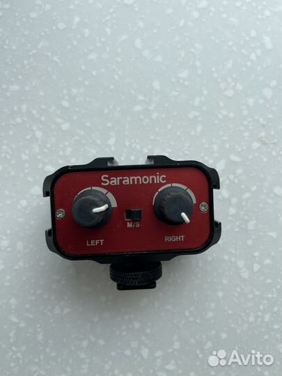 Микшер для камеры Saramonic