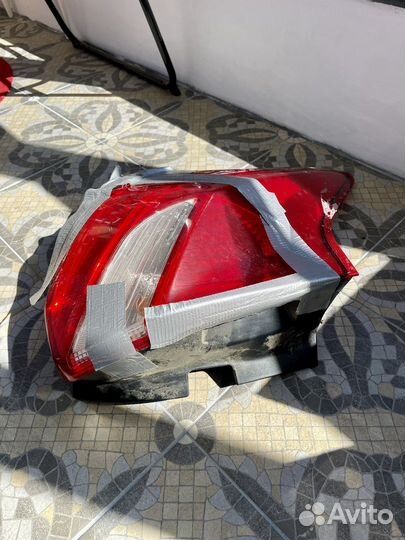 Задний левый фонарь Ford Focus 3 хэтчбек