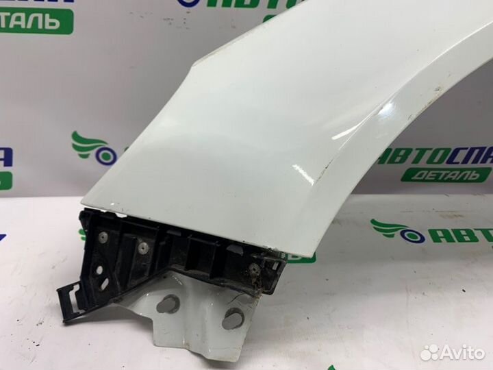 Крыло переднее левое Opel Insignia лифтбек бензин